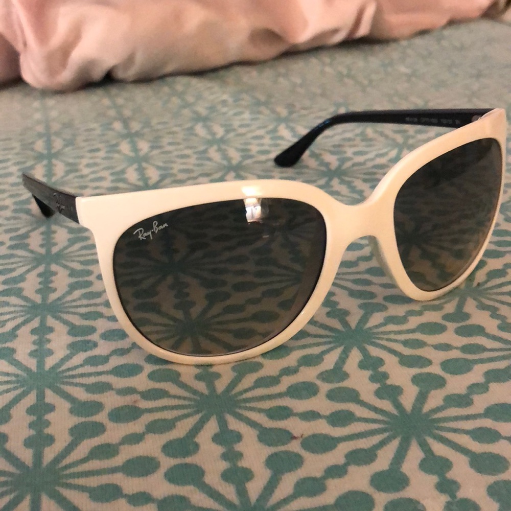 Ray bans